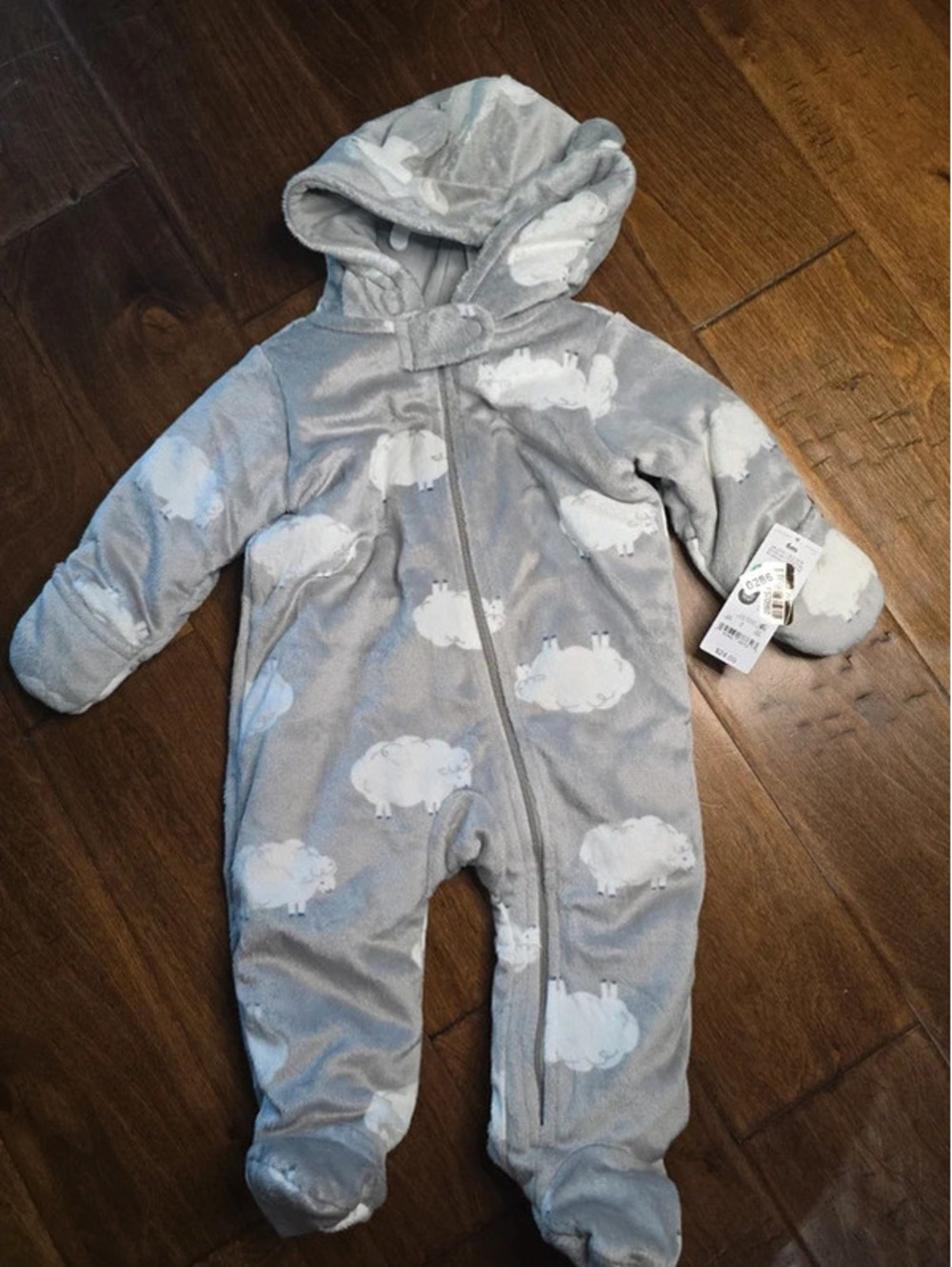 6m brand new snow suit from carter's item 286G1